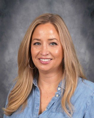 Betsy Tuholski